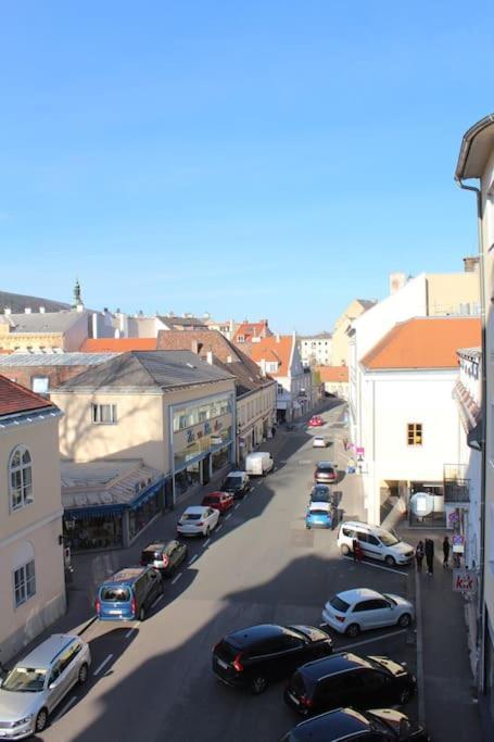 Zum Breyer Bnb City Apartment Baden Buitenkant foto