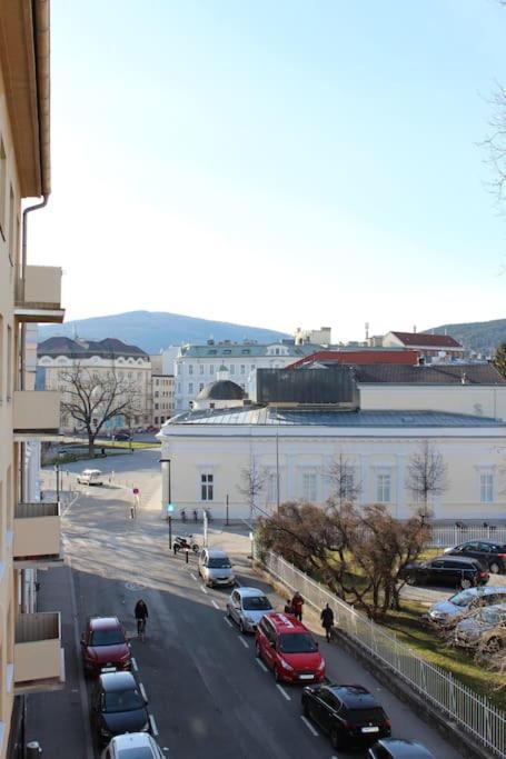 Zum Breyer Bnb City Apartment Baden Buitenkant foto